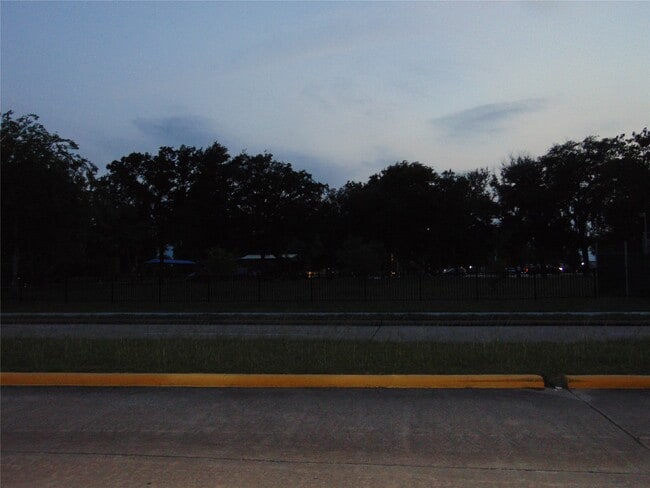 Building Photo - 8603 Rustling Leaves Dr