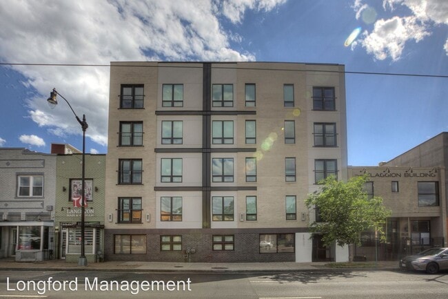 Building Photo - 1 br, 1 bath House - 1827 Benning Rd NE Un...