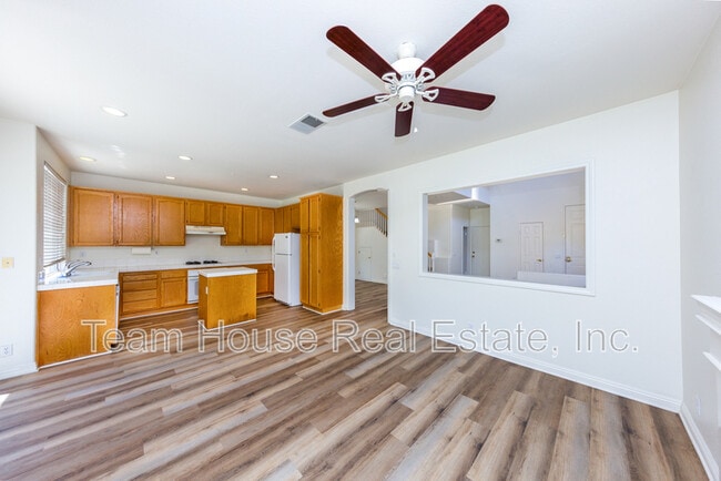Building Photo - 25620 Wordsworth Ln