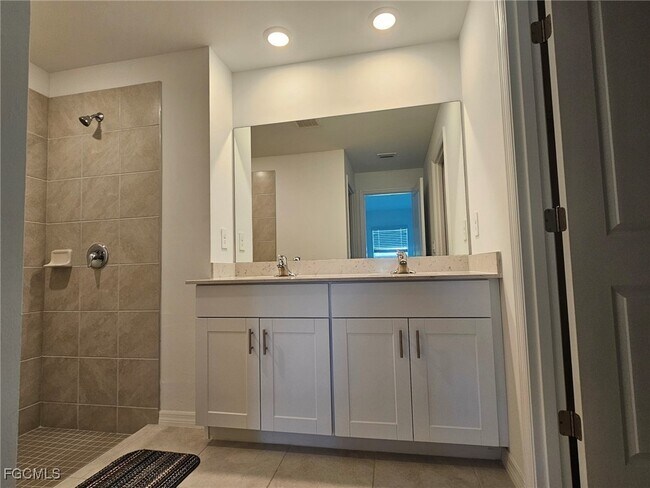 Building Photo - 12150 Dakota Ridge Pl