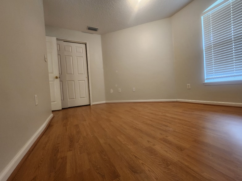 Building Photo - 6126 Morse Glen Ct