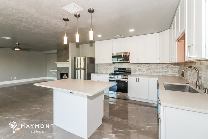 Building Photo - 21103 Brae Point Ct