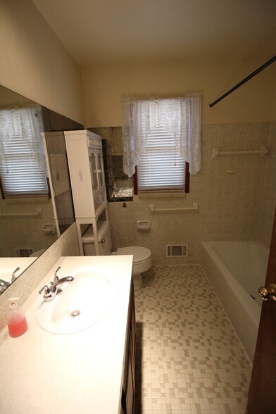 First full bathroom - 9901 Blaisdell Ave S