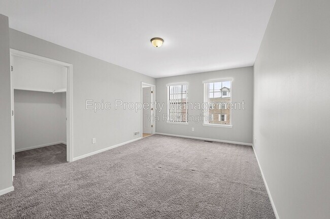 Building Photo - 14196 Lakeside Blvd N