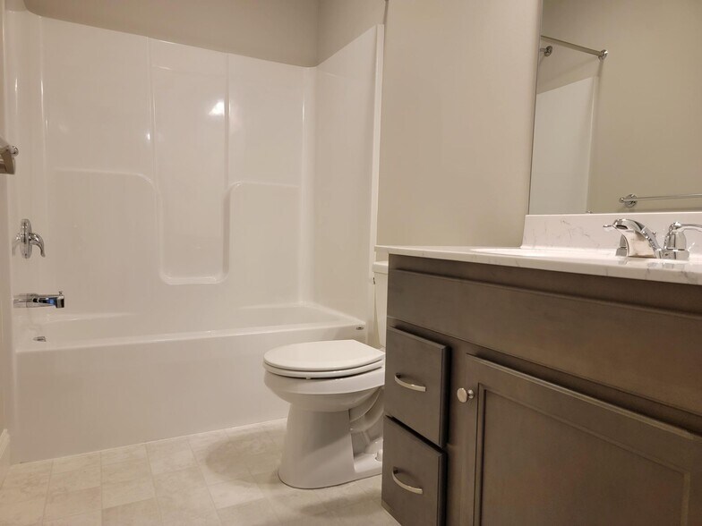 Building Photo - 169 Sage Blvd