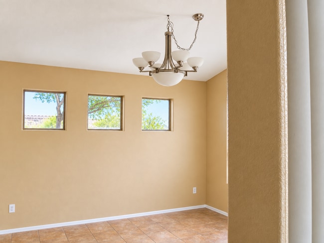 Building Photo - 2680 S Holguin Way