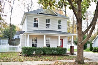 Building Photo - 21345 Aftonshire Dr