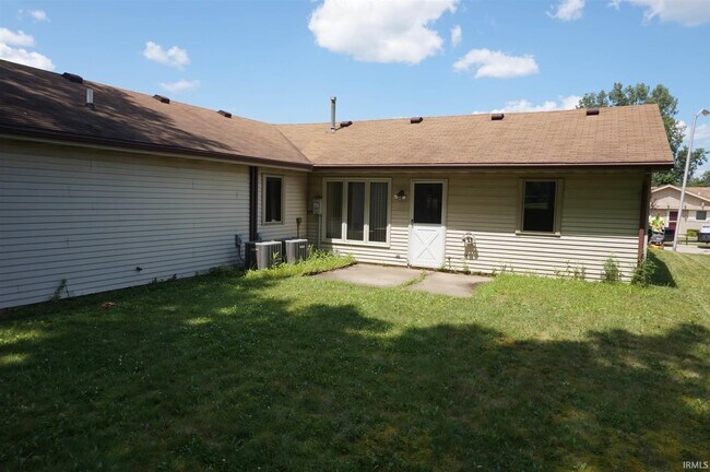 Building Photo - 617 Villa Park Ct