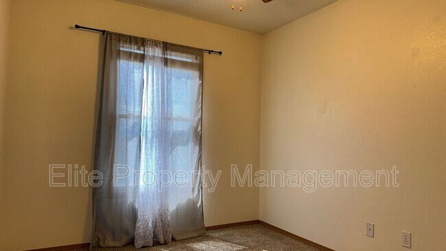 Building Photo - 107 S Brewer Dr