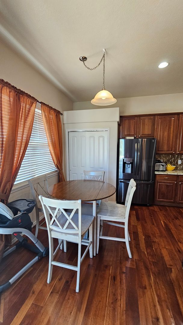 Building Photo - Beautiful 4 Bedroom Wolf Ranch Home