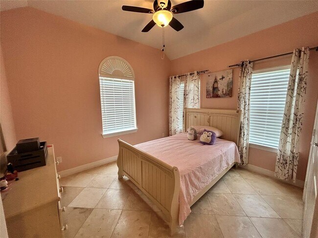 Building Photo - 6814 Millstone Dr