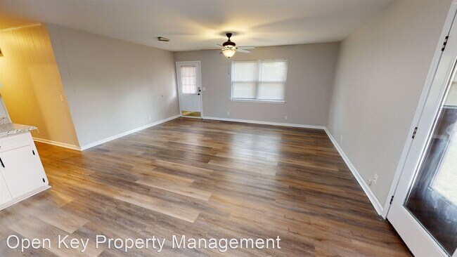 Building Photo - 3 br, 1.5 bath House - 101 Arvie Dr