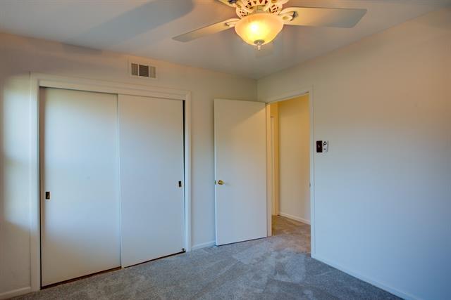 Building Photo - 729 Dumont Dr
