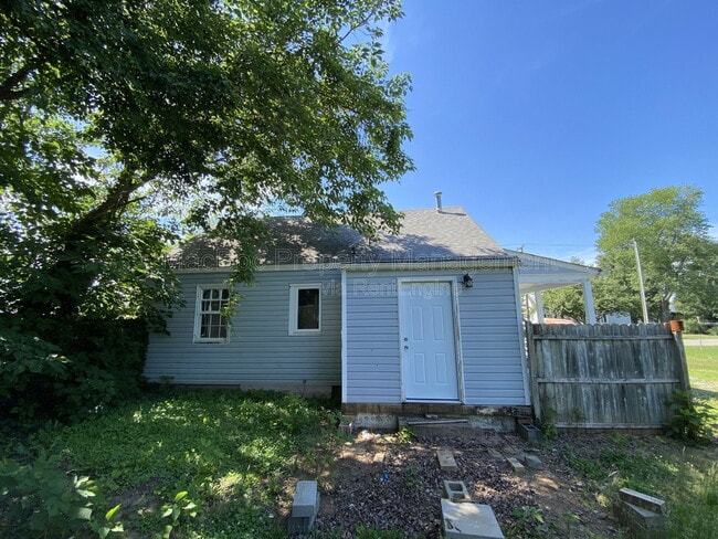 Building Photo - 163 Bend Farm Rd