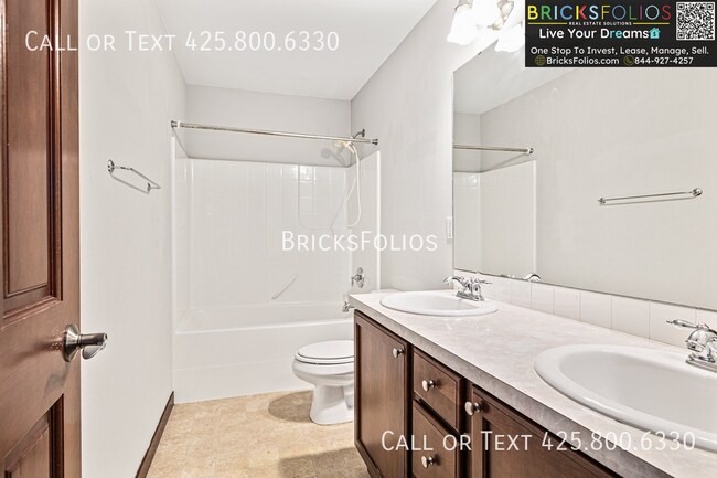 Building Photo - 4024 216th Pl SE