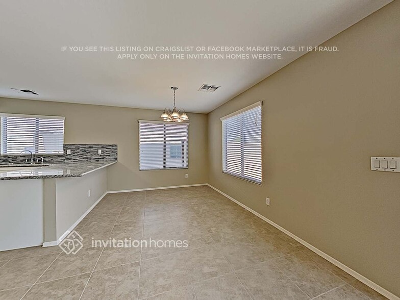 Building Photo - 12567 W Mauna Loa Ln