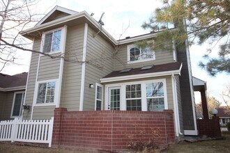 Building Photo - Incredible condo with 2 car garage