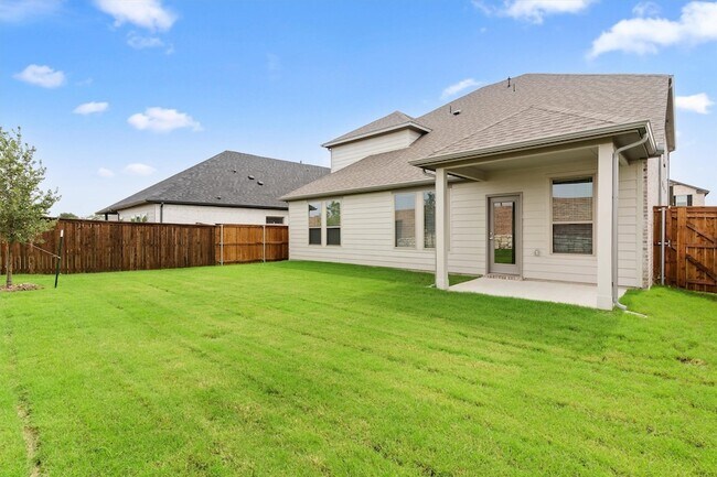 Building Photo - 2010 Sandpiper Wy