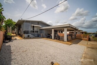 Building Photo - 1bd 1ba with Parking - Dogs negotiable $2350 94-1167 Kahuahale St