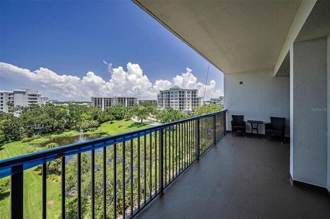 Building Photo - 8 Belleview Blvd