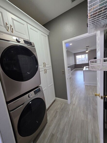 Building Photo - 1634 Sand Hollow Ln