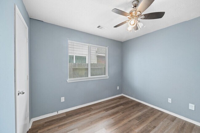 Building Photo - 17219 Osprey Landing Dr