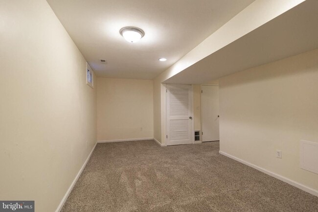 Building Photo - 20300 Thunderhead Way