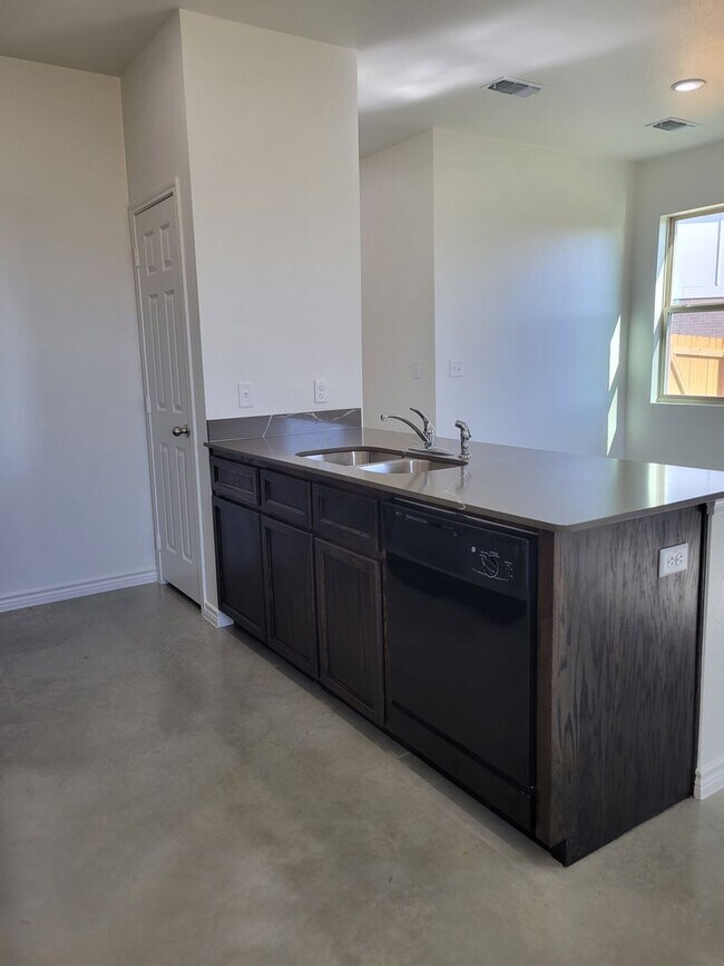 Building Photo - 2329 Zanoletti Ct