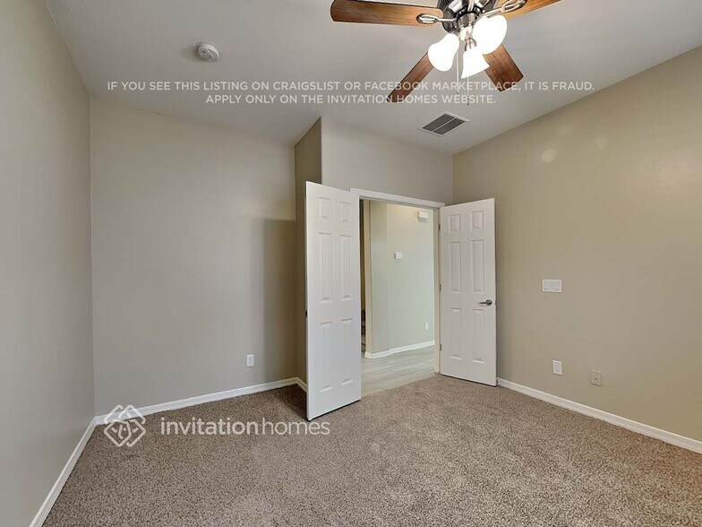 Building Photo - 18619 W Sanna St