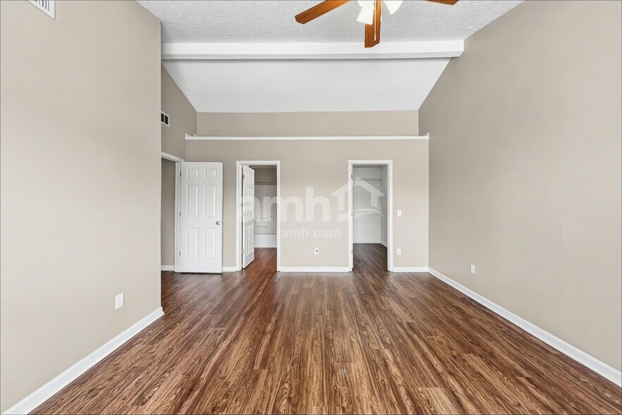 Building Photo - 10942 Alamosa Dr