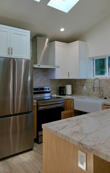 Building Photo - 5106 Cimarron St