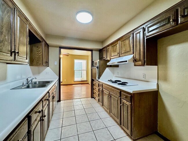 Building Photo - 415 Timberwind Rd