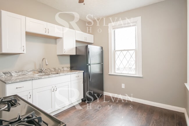 Building Photo - Coming HOME never felt so good!