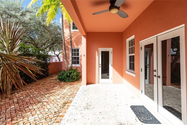 Building Photo - 510 Loretto Ave