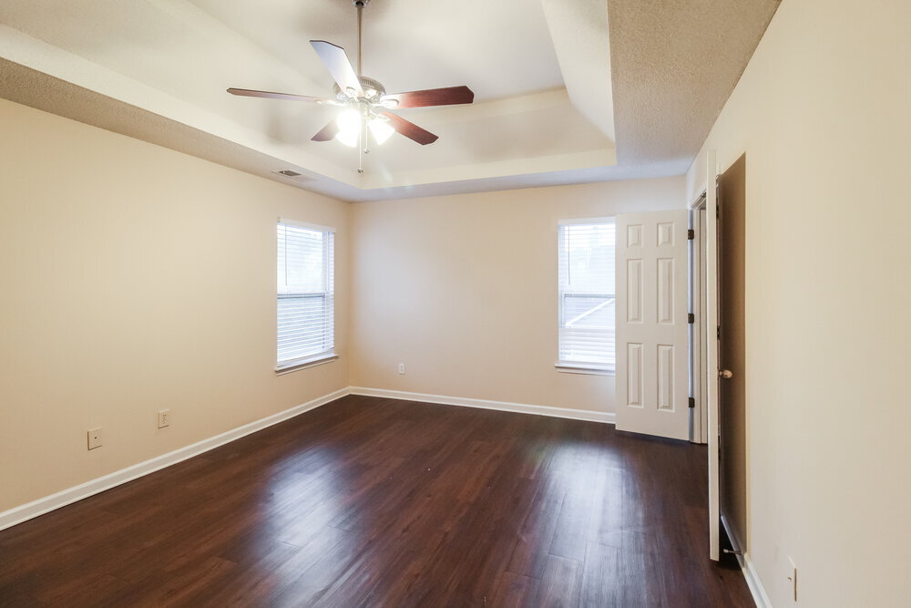Building Photo - 4182 Arabian Way SW