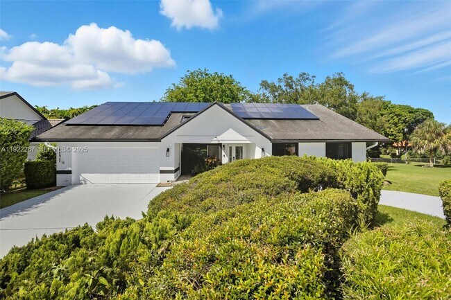 Primary Photo - 11521 NW 23rd St