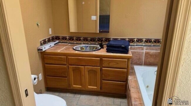 Building Photo - 13257 E 55th Dr