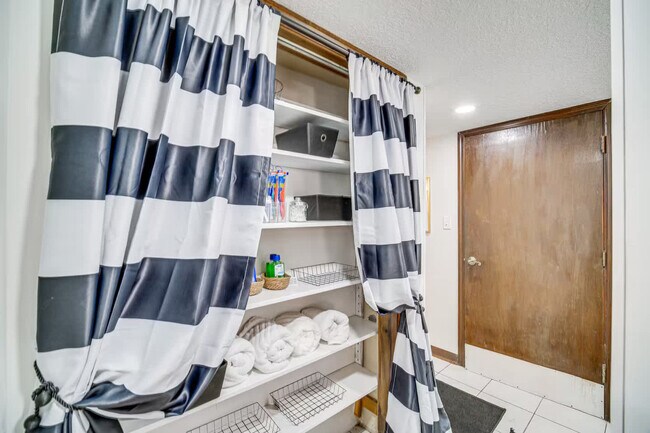 Building Photo - 9 Francis St