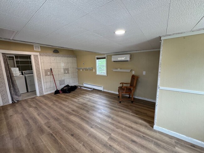 Building Photo - Cozy Tiny Home In Waynesville, MO to include utilities and WIFI!