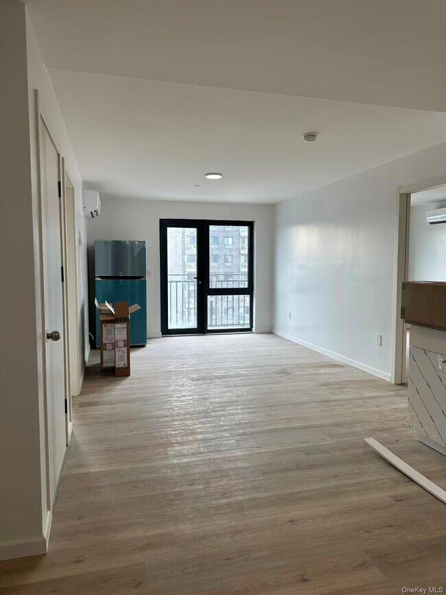 Building Photo - 70-26 Queens Blvd