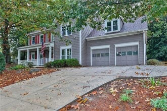 Building Photo - 4825 Chesterfield Ct