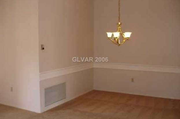 Building Photo - 8528 Glenmount Dr