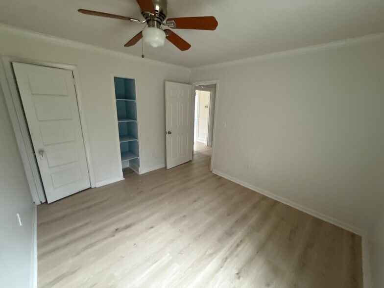 Building Photo - 4104 Old Austell Rd