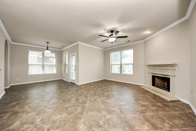 Building Photo - 12131 Cove Ridge Ln
