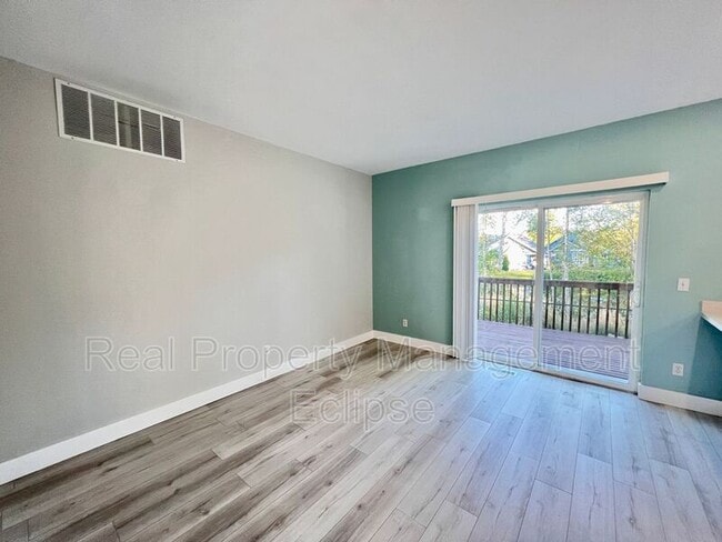 Building Photo - 1610 107th Pl SE