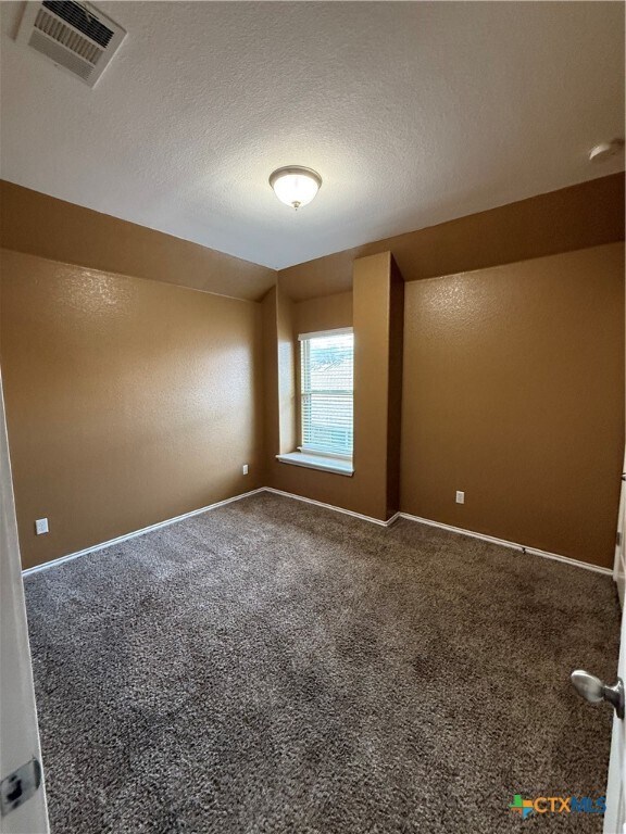 Building Photo - 305 Leather Oak Loop