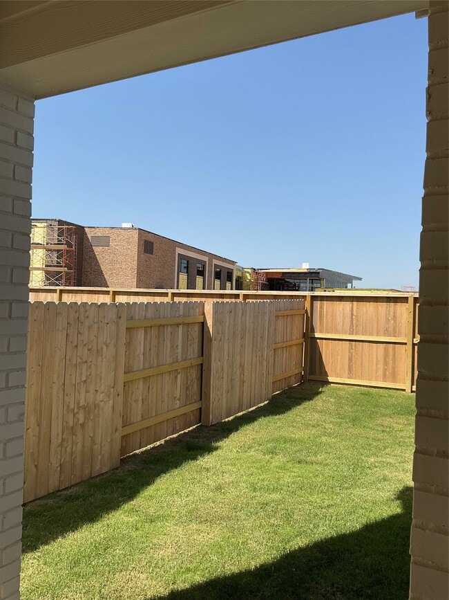 Building Photo - 7311 Blue Gentiana Ln