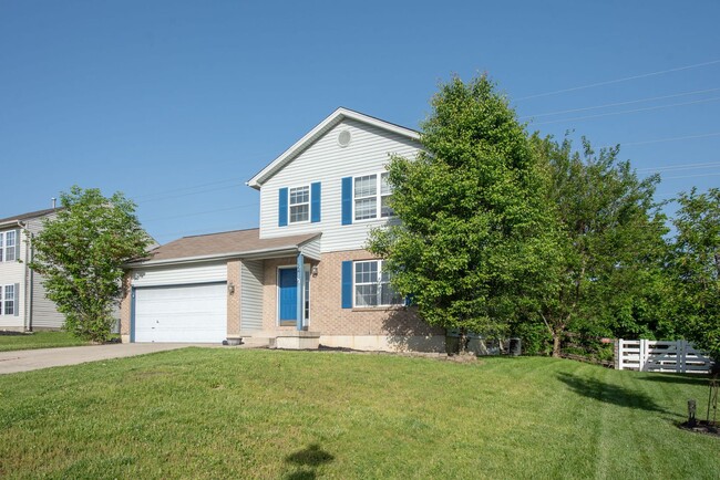 Building Photo - Lebanon- Beautiful 3 bed 2.5 bath home