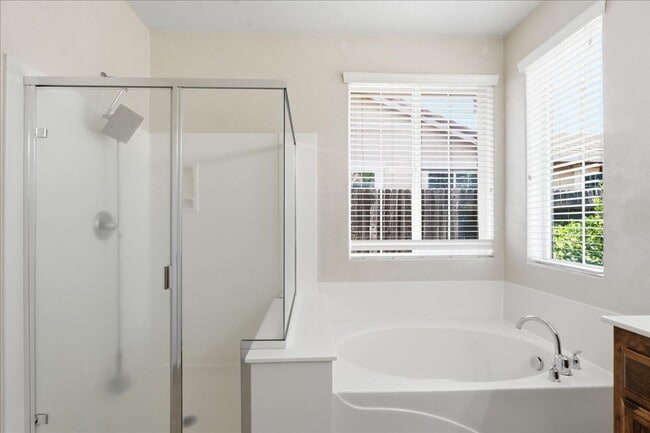 Building Photo - 4143 Cahakia Pl