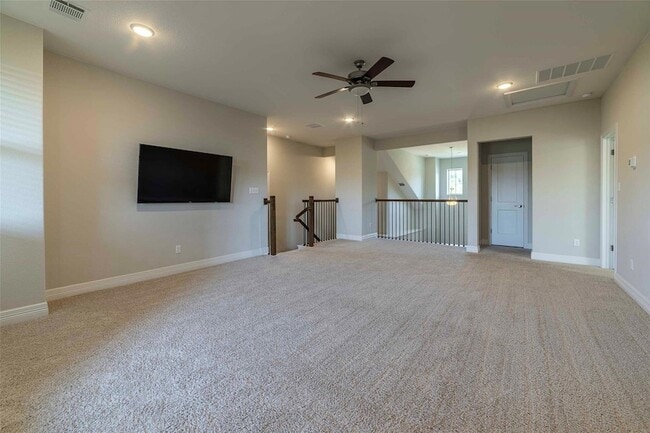 Building Photo - 5516 Limestone Spring Cove